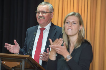 Offiziellen Ernennung von Joachim Budke zum Direktor des Landesbildungszentrums für Hörgeschädigte in Hildesheim